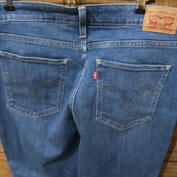 Women’s Levi’s 721 high rise button fly skinny ankle jeans - Picture 5 of 6